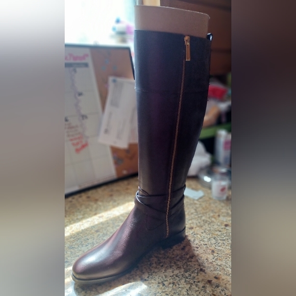 Dark Brown Michael Kors Boots size 7 & 1/2 - Picture 3 of 3